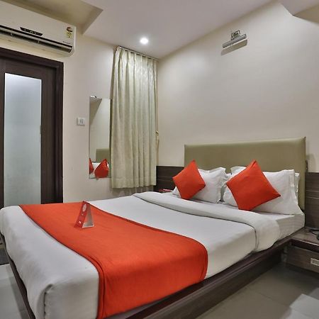 New Rajdhani Hotel Vadodara Luaran gambar
