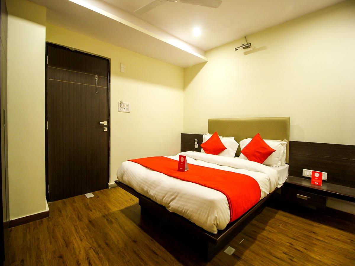 New Rajdhani Hotel Vadodara Luaran gambar